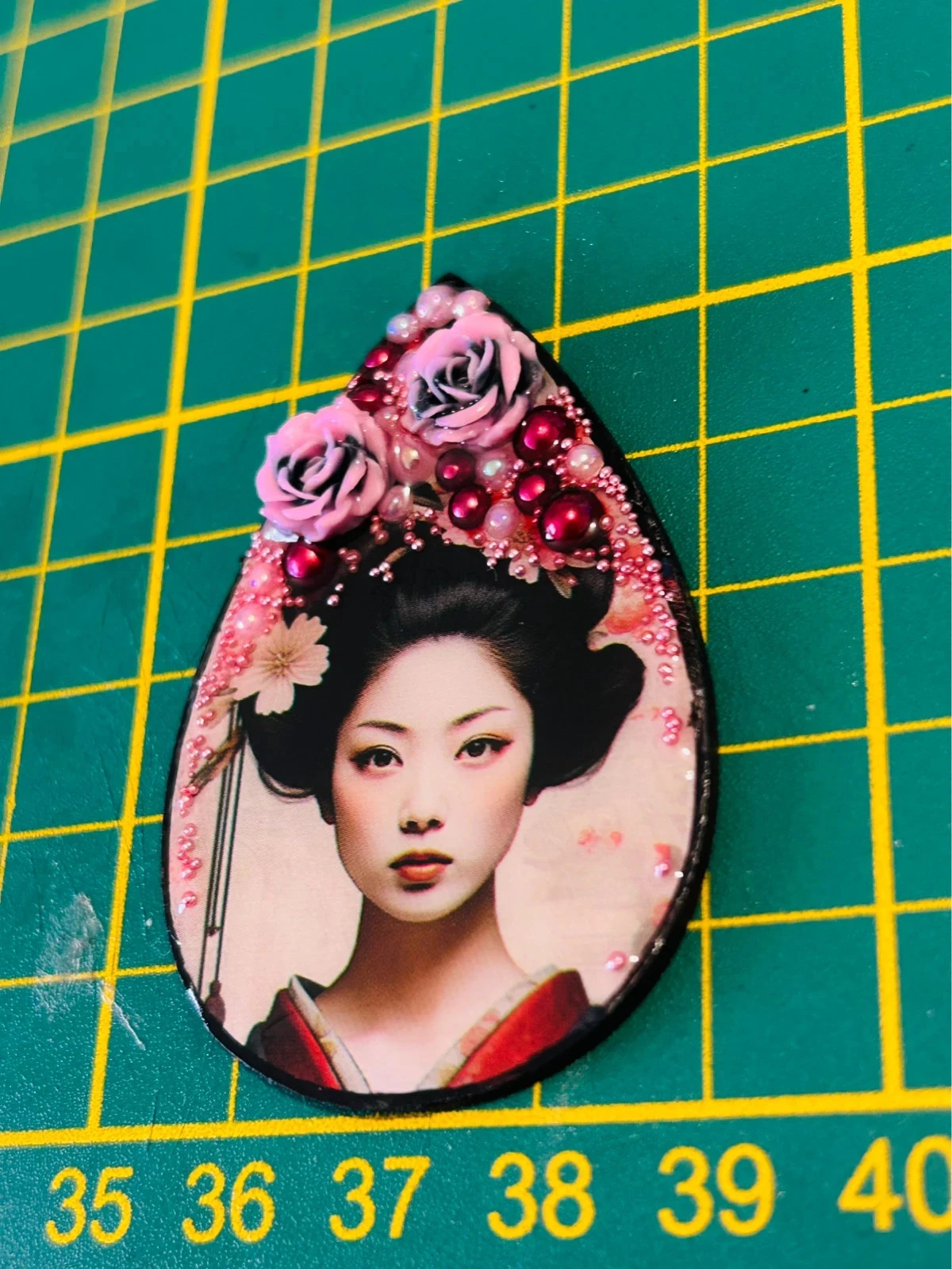 Geisha druppel sleutelhanger – photo 2